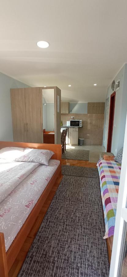 Apartmani Maksimovic Mokra Gora Exterior photo